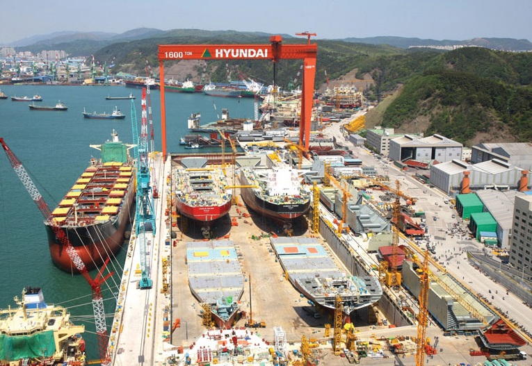 Hyundai Heavy Industries 2000th ship