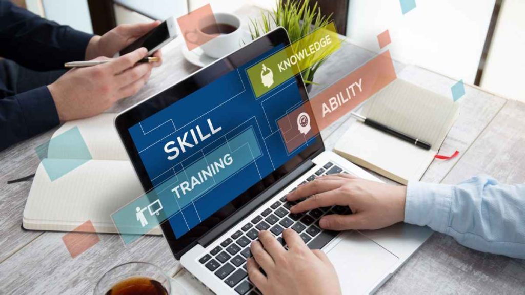 The Benefits Of Continuous Professional Development For Financial Advisors