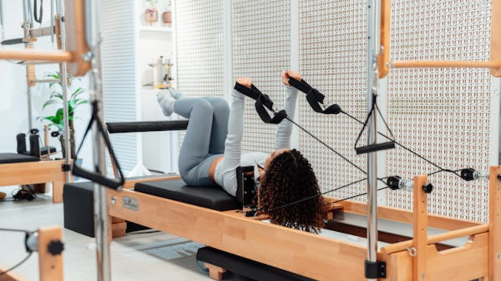 7 Expert Reasons Why Reformer Pilates is Recommended for Injury Rehab