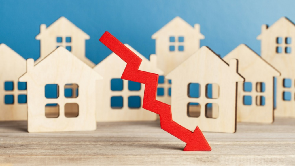 Buying a Condo During a Recession Opportunities and Risks